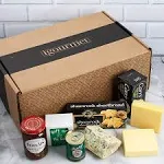 Igourmet A Little Bit of Ireland in Gift Box (3.1 pound) - The Flavors and Cuisine of Ireland - Taste of Ireland's Finest Cheeses, Tea, Jam,