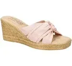 Women's Tuscany by Easy Street Ghita Wedge Sandals in Blush Crepe Size 8 Wide