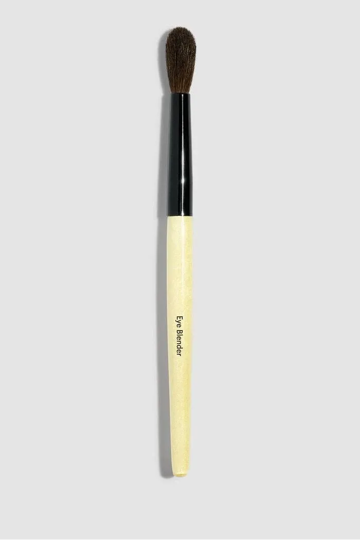 Bobbi Brown Eye blender brush