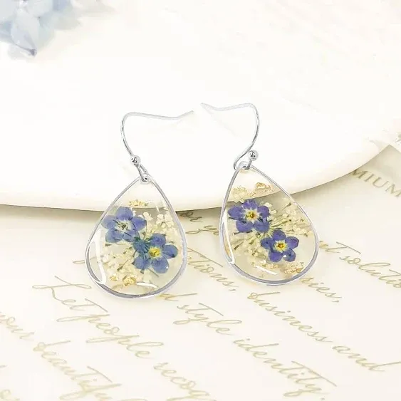 Pressed Flower Earrings,Handmade Forget-Me-Not and Queen Anne's Lace Pressed Wildflower Earrings,Unique Resin Drop Dangle Plant Earrings,Ideal for your birthday party, Christmas, Gift-giving(Silver)