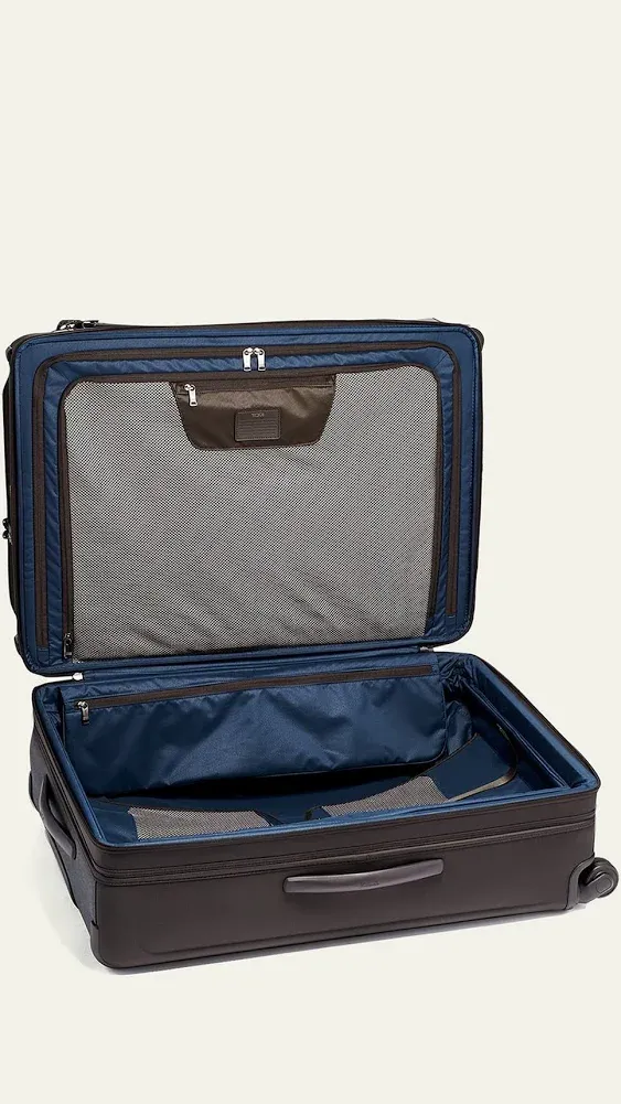 Alpha 3 Extended Trip Expandable Packed Case