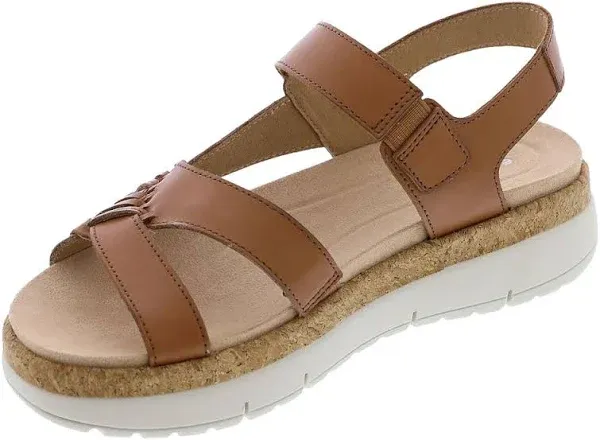 Easy Spirit Women's Ilena Platform Sandal