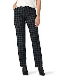 Lee Women's Plus Wrinkle Free Relaxed Fit Straight Leg Pant