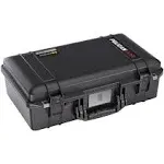 Pelican 1525 Air Case with TrekPak Insert (Black)