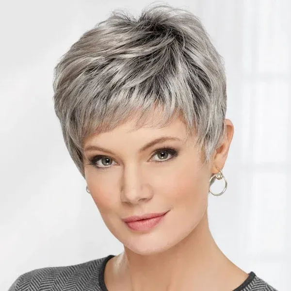 DKE&YMQ Gray Wigs for Women, Fluffy Natural Look Pixie Cut Wigs Thickened Mixed Silver Gray Wigs Suitable for Everyday Party Use for Middle-Aged and Elderly People, The Good Gift for Mom