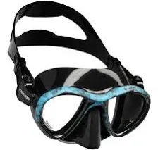 Adult Free Diving Photographer Low Volume Mask with Silicone Skirt- Metis by Cressi: Quality Since 1946