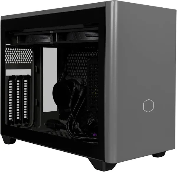 Cooler Master NR200P V2