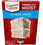 Duncan Hines Perfectly Moist Classic White Cake Mix (15.25 oz)