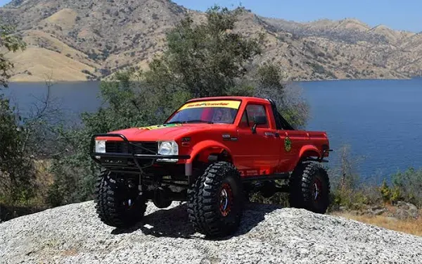 RC4WD 1/10 Trail Finder 2 4 Wheel Drive Marlin Crawler with Mojave II Body RTR Ready to Run RC4ZRTR0034