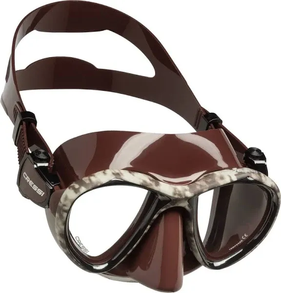 Adult Free Diving Photographer Low Volume Mask with Silicone Skirt- Metis by Cressi: Quality Since 1946