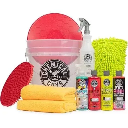 Chemical Guys HOL132 Clean & Shine Car Wash Bucket Starter Kit - Safe for Cars, Trucks, Motorcycles, SUVs, Jeeps, RVs & More (11 Items, Including 4 16oz. Car Detailing Chemicals)