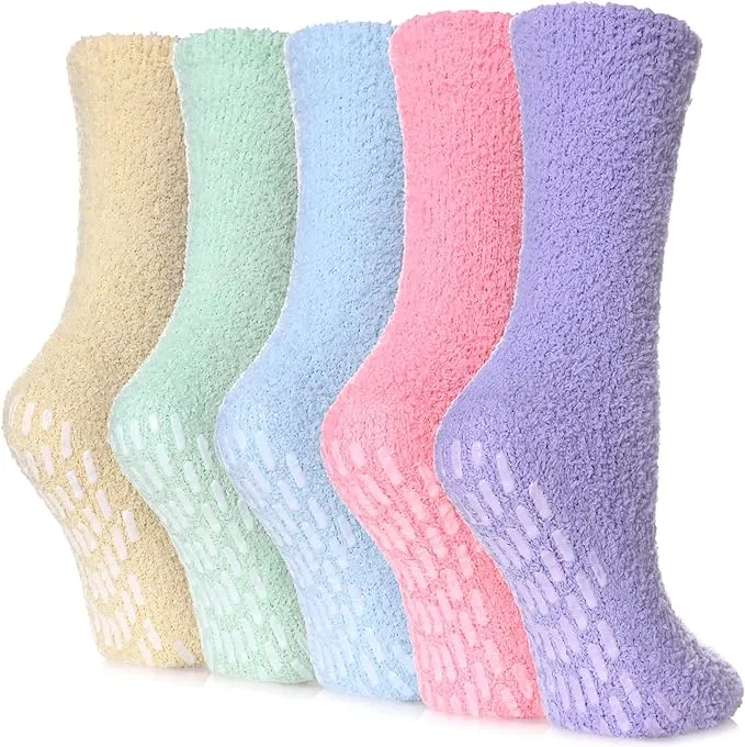 Women's Fuzzy Slipper Socks (6 Pairs)