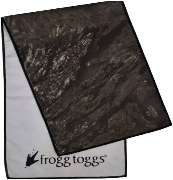  Chilly Pad Pro Soft Microfiber 33”x10.5” Realtree Fishing Aspect Charcoal