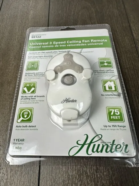 HUNTER Fan Universal 3 Speed Ceiling Fan Remote White Model 99122, New Open Box