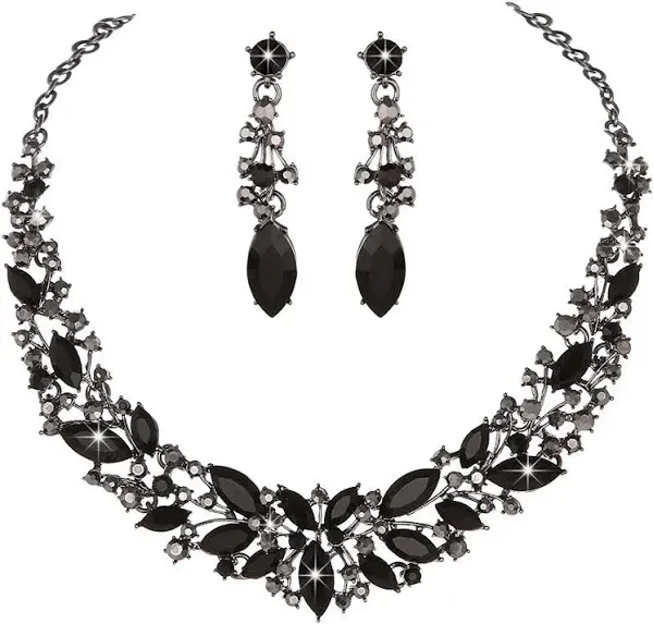 Austrian Crystal Necklace and Earrings Jewelry Set