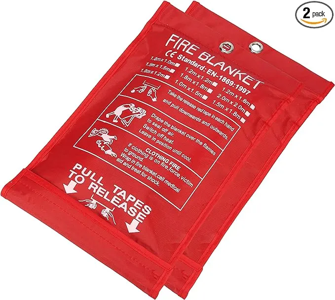 Fire Blanket, Fiberglass Survival Gear for Outdoor Situations, Emergency Retardant Blanket with Fire Suppression Proprieties, Easy to Use, Ideal for Home Safety Kit, Survival Kit, Trekking Kit