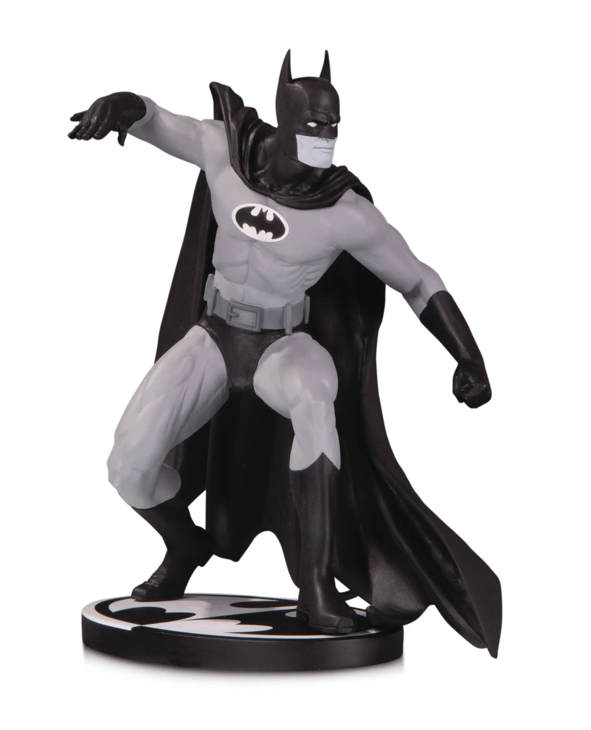 DC Collectibles Batman Black & White: Batman by Gene Colan Statue, Multicolor