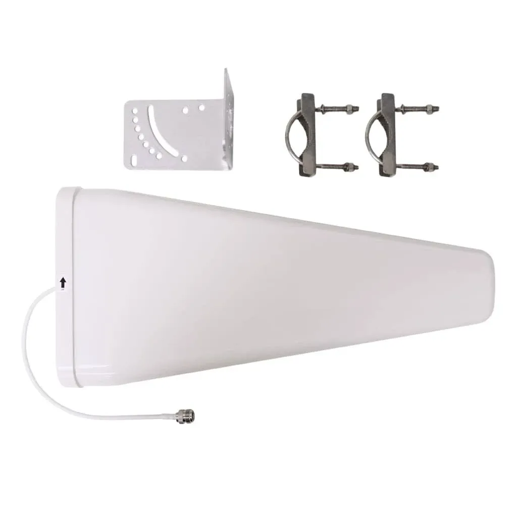 Open Box: Log Periodic Outdoor Antenna, 600-6000 MHz