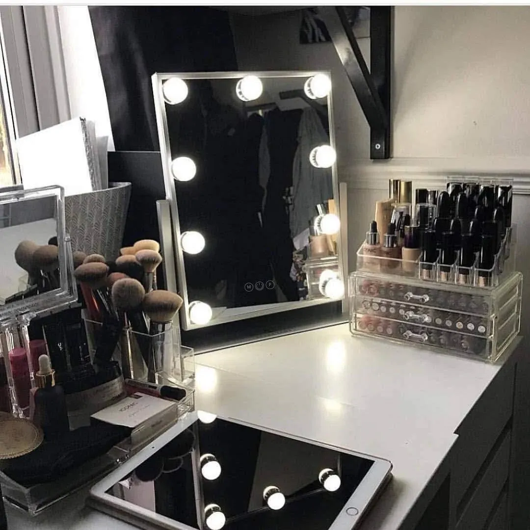 Vanity Mirror with Lights Lighted Makeup Mirror with 9 LED Bulbs Plug in Ligh...