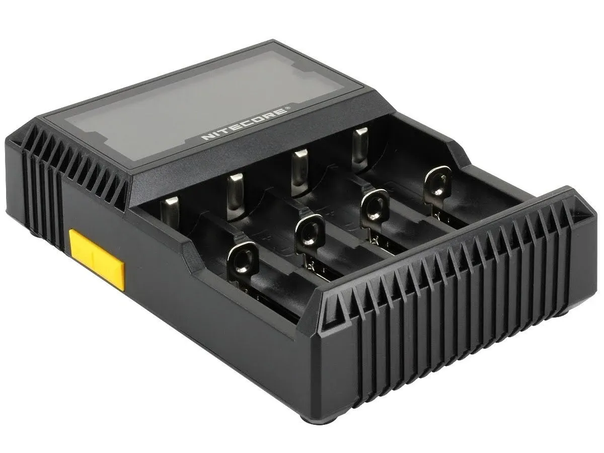 Nitecore Digicharger D4 Universal Battery Charger