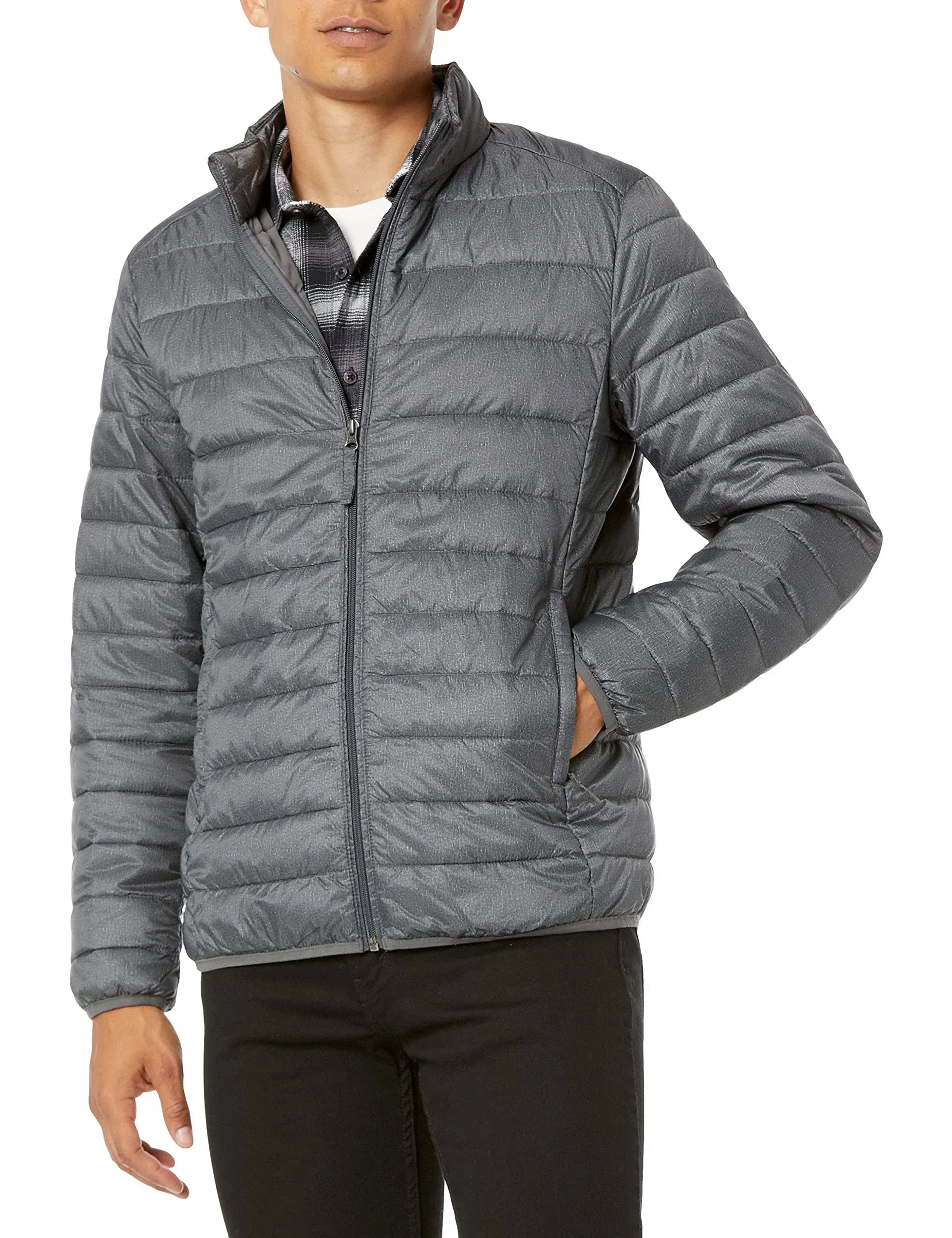 Amazon Essentials Men&#x27;s Packable Lightweight Water-Resistant Puffer Jacket